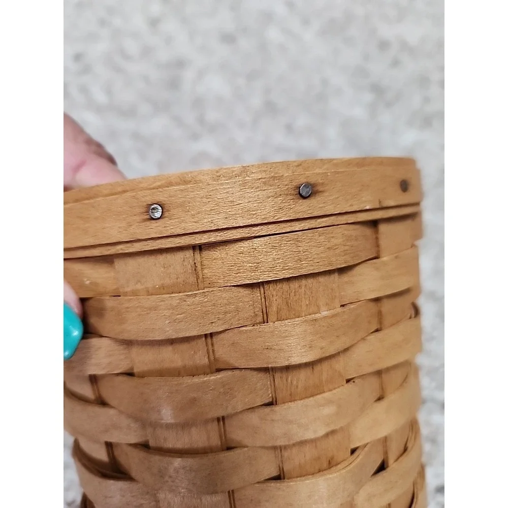 Longaberger Small Canister Basket and Lid 6 inches 2003 USA Made‎ Maple Brown